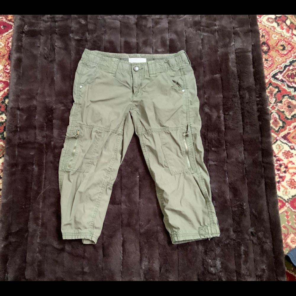 NO BOUNDARIES 🌹CARGO SHORTS EUC🩳🩳  ☀️☀️ 🩳🎁🌹